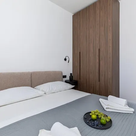 Penthouse Andro,