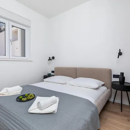 Apartment Penthouse Andro, *